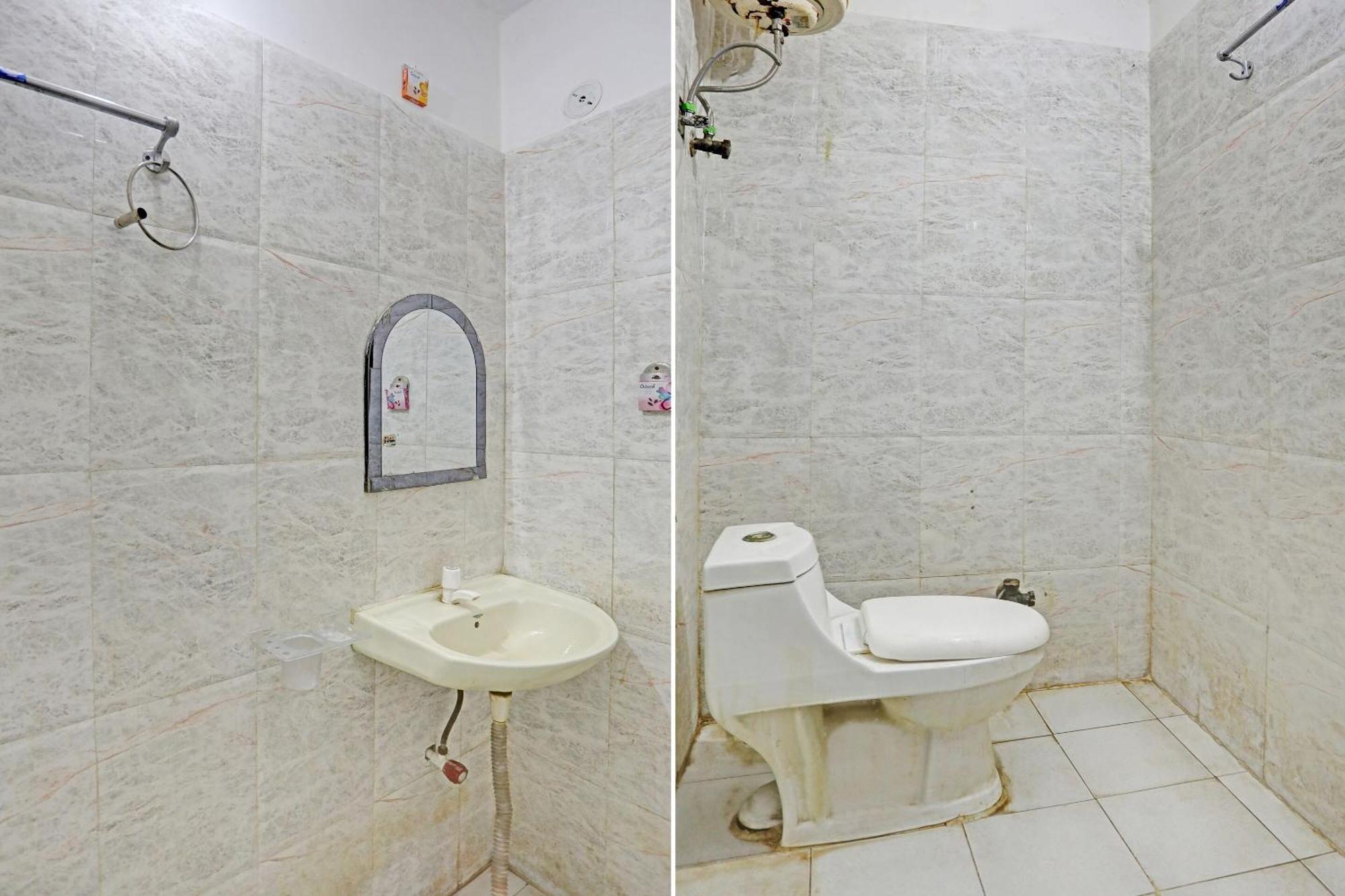 Kālkāji Devi Collection O Mayank Guest House Near Iskcon Temple Noida מראה חיצוני תמונה